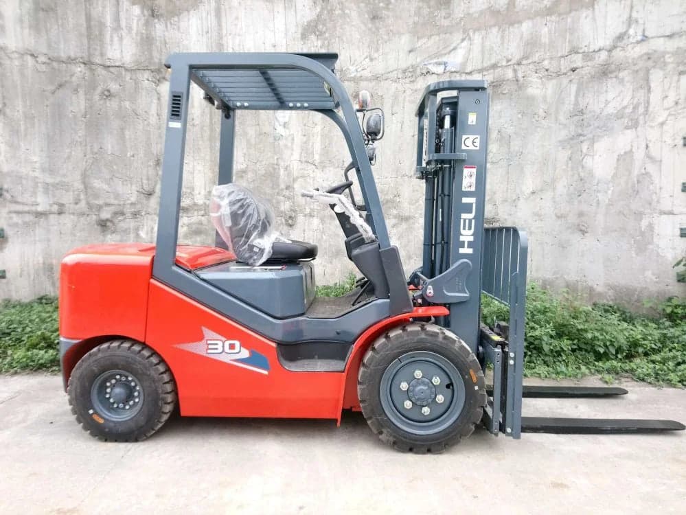 Địa Chỉ Bán Xe Nâng Ở Tại Bình Dương Có Sẵn Giao Nhanh