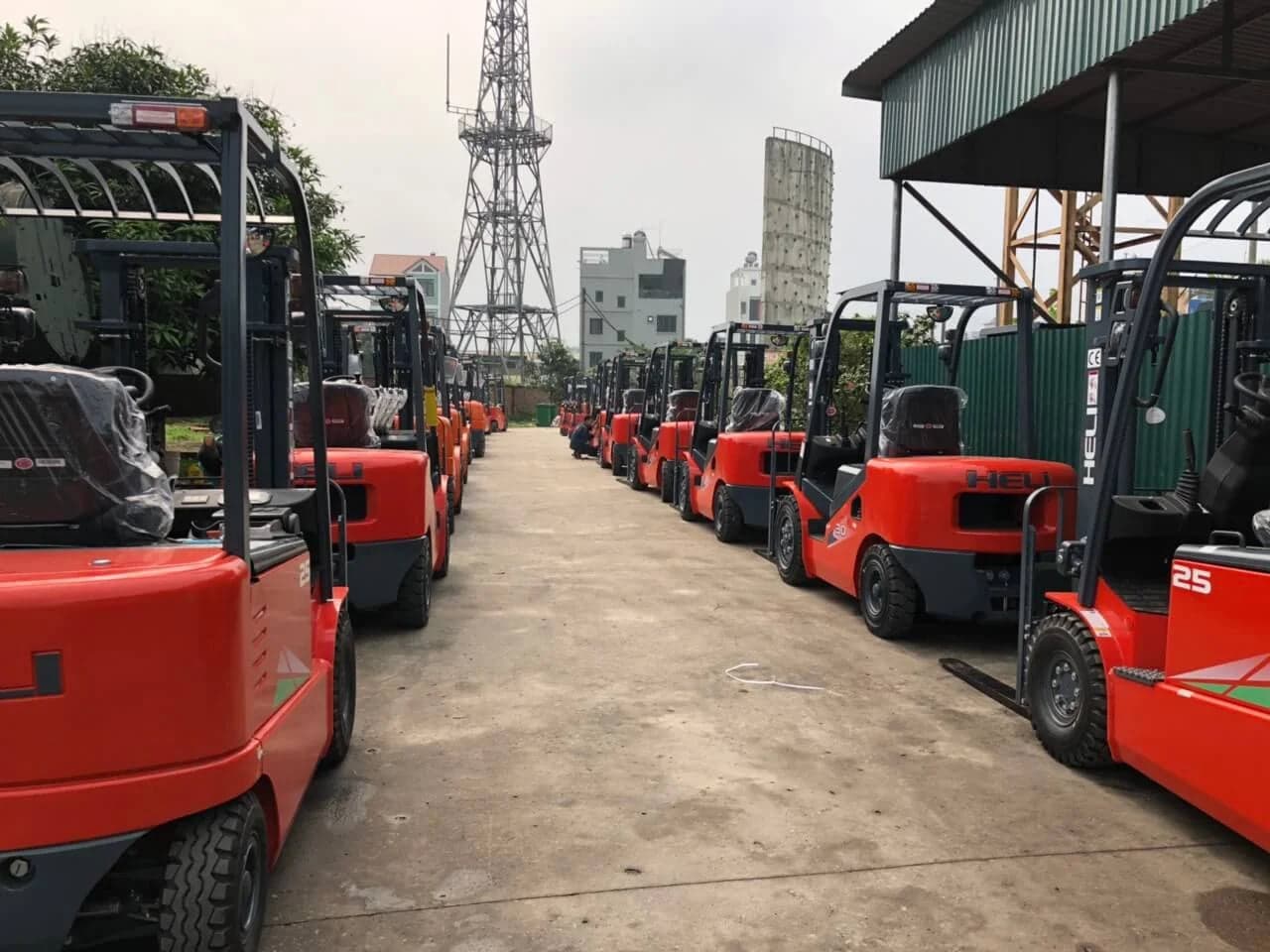XE NÂNG TẠI VINH GIÁ RẺ CHẤT LƯỢNG TỐT