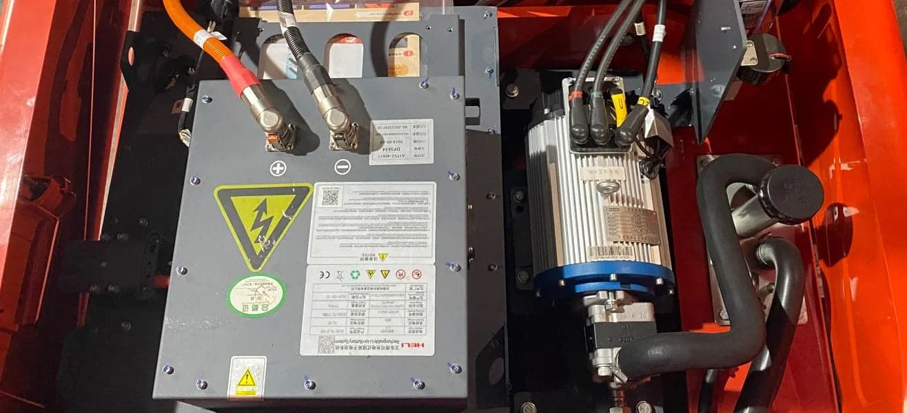 So Sánh Động Cơ Nam Châm Vĩnh Cửu Và Động Cơ AC Phổ Thông