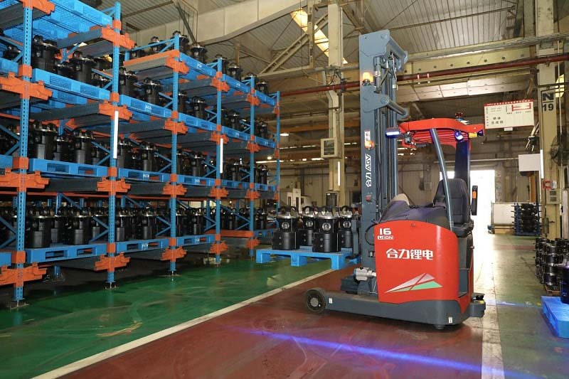 Xe tự hành AGV Reach Truck